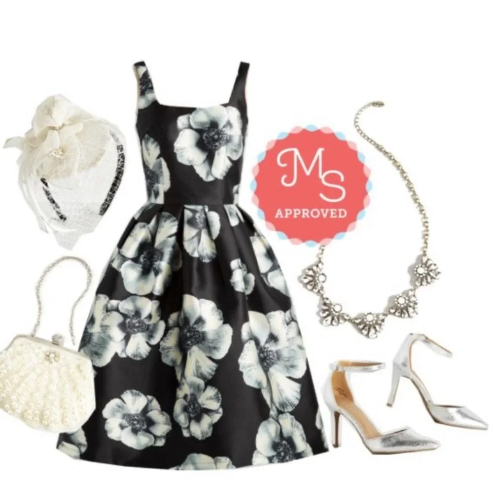 Chi Chi Black and White Pin Up 50s Floral Flare Crinoline Mini Dress Size 6 - Picture 11 of 11